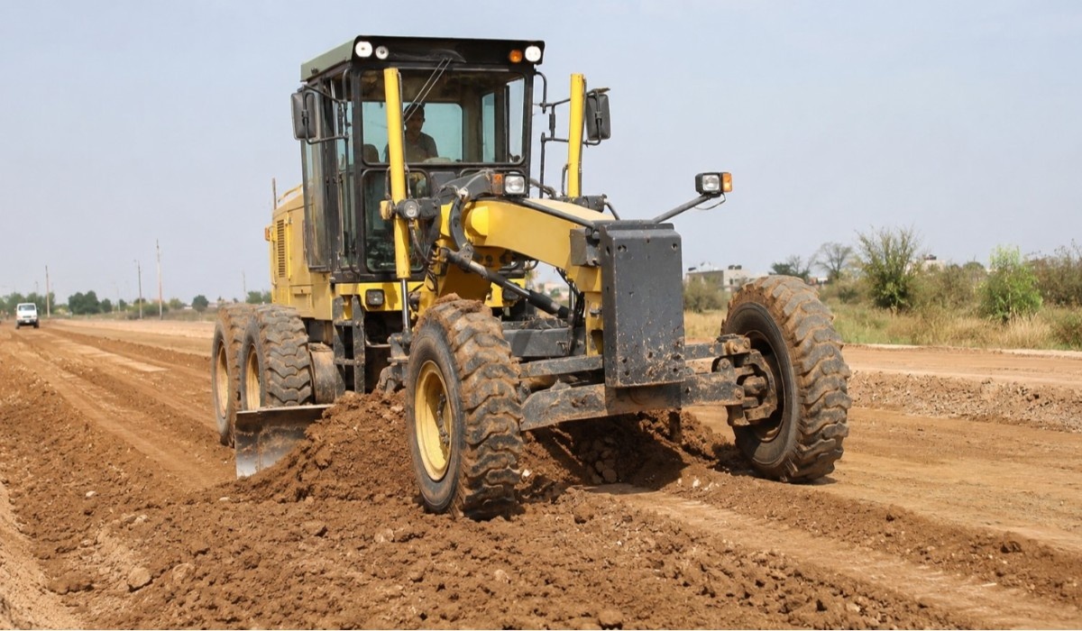 5 Common Motor Grader Operator Mistakes That Ruin Your Efficiency